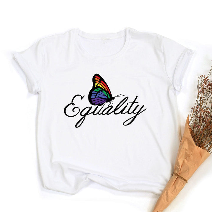 Peace Love Equality Regenboog Grafische T-Shirt | LGBT Trots Retro Zomertop