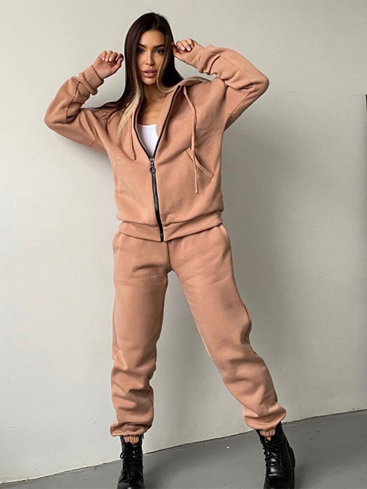 40437591277604,40437591441444,40437591736356,40437592064036,