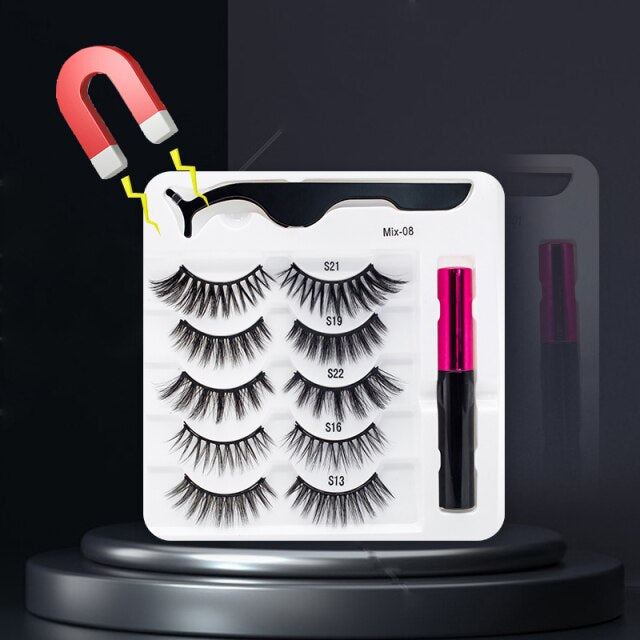 MagicLashes™: Magnetic Eyelashes