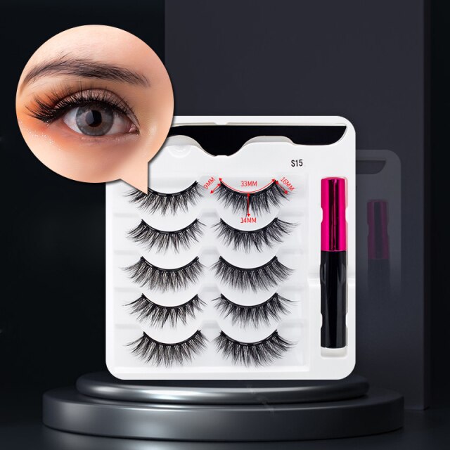 MagicLashes™: Magnetic Eyelashes