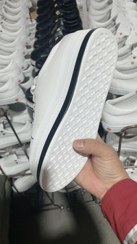 IsabellaSneaks I Sports Shoes With Platform Sole For Women