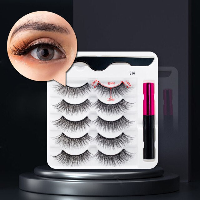 MagicLashes™: Magnetic Eyelashes