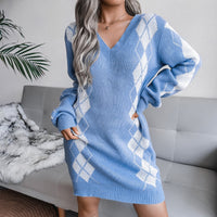 Herbst-Winter Trendiges Damen V-Ausschnitt Langarm Kariertes Pullover-Rock-Set