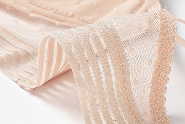 Backless Invisible Bra™ (1 + 2 FREE)