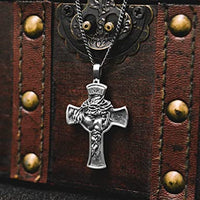 Inri | Cross Pendant with Chain